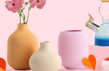 Unmatched Variety and Convenience in the Digital Marketplace