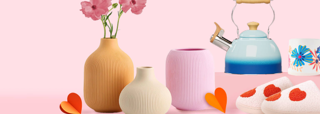 Unmatched Variety and Convenience in the Digital Marketplace